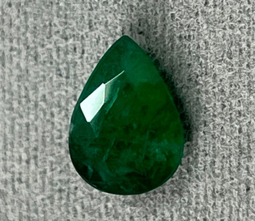 Emerald - Pear - 1.93 Ct.