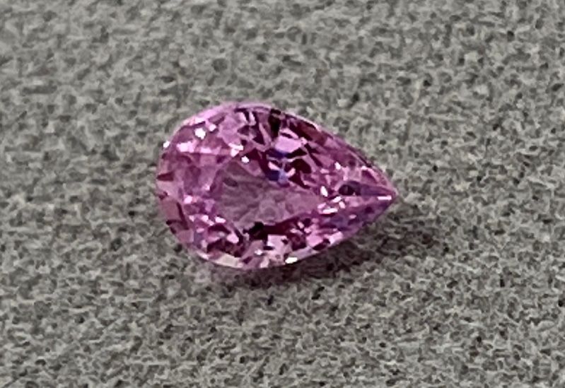 Sapphire - Pear - 0.82 Ct.