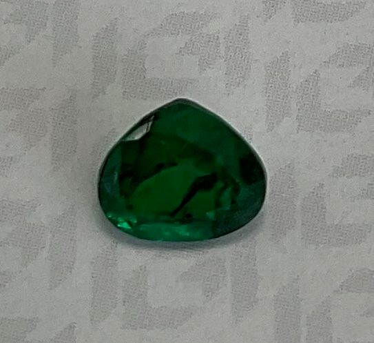 Emerald - Pear - 0.83 Ct.