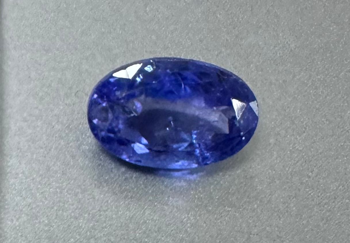 Tanzanite - Oval - 3.91 Ct.