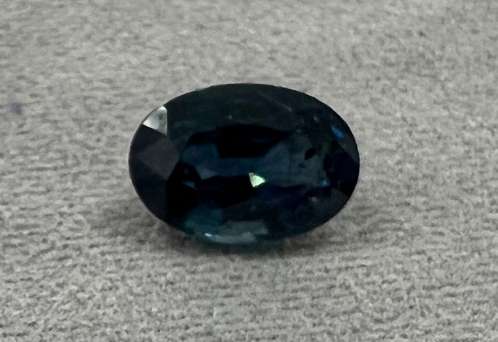 Sapphire - Oval - 3.87 Ct.
