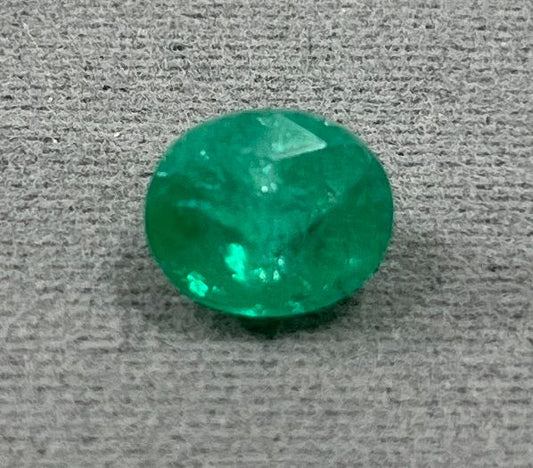 Emerald - Oval - 3.31 Ct.