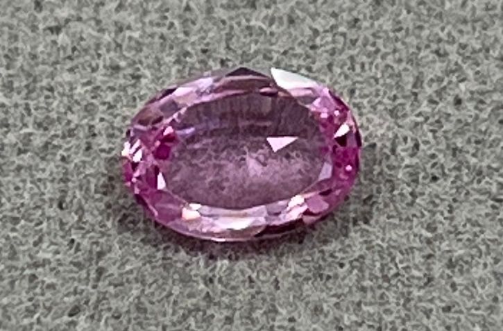 Sapphire - Oval - 0.87 Ct.