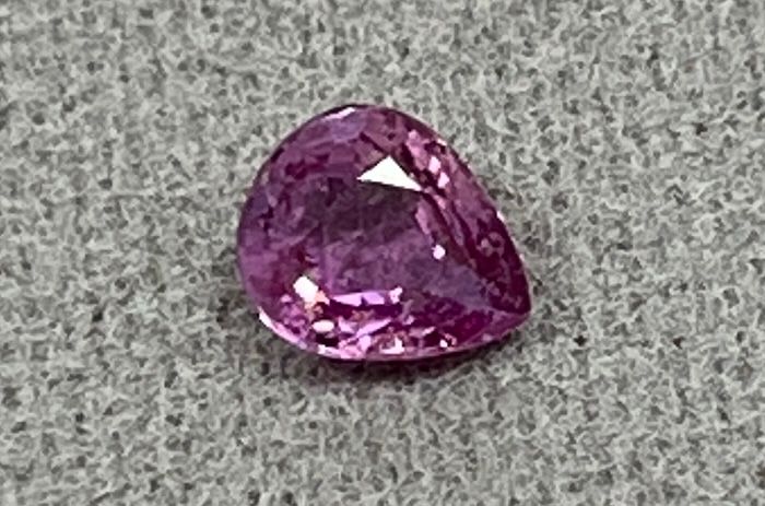 Sapphire - Pear - 0.64 Ct.