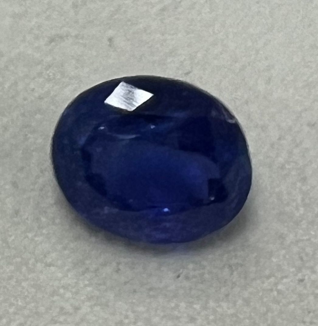 Tanzanite - Oval - 5.1 Ct.