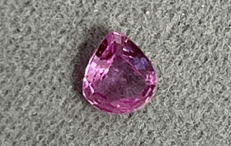 Sapphire - Pear - 0.46 Ct.