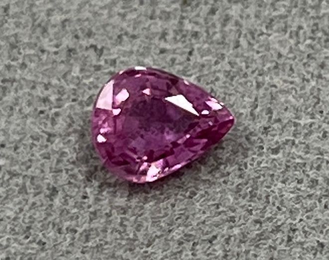 Sapphire - Pear - 0.64 Ct.