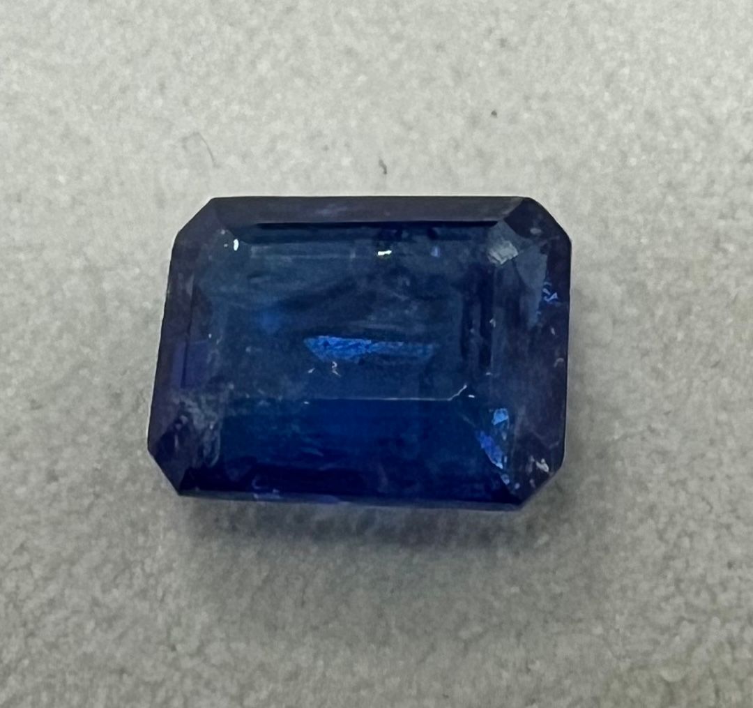 Tanzanite - Emerald Cut - 6.05 Ct.