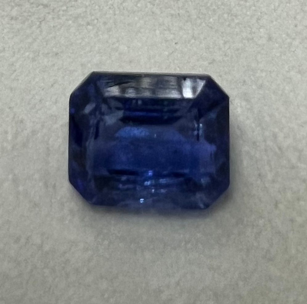 Tanzanite - Emerald Cut - 7.61 Ct.