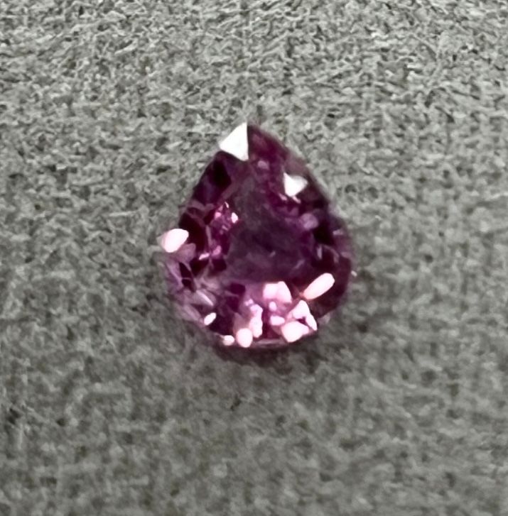 Sapphire - Pear - 0.51 Ct.