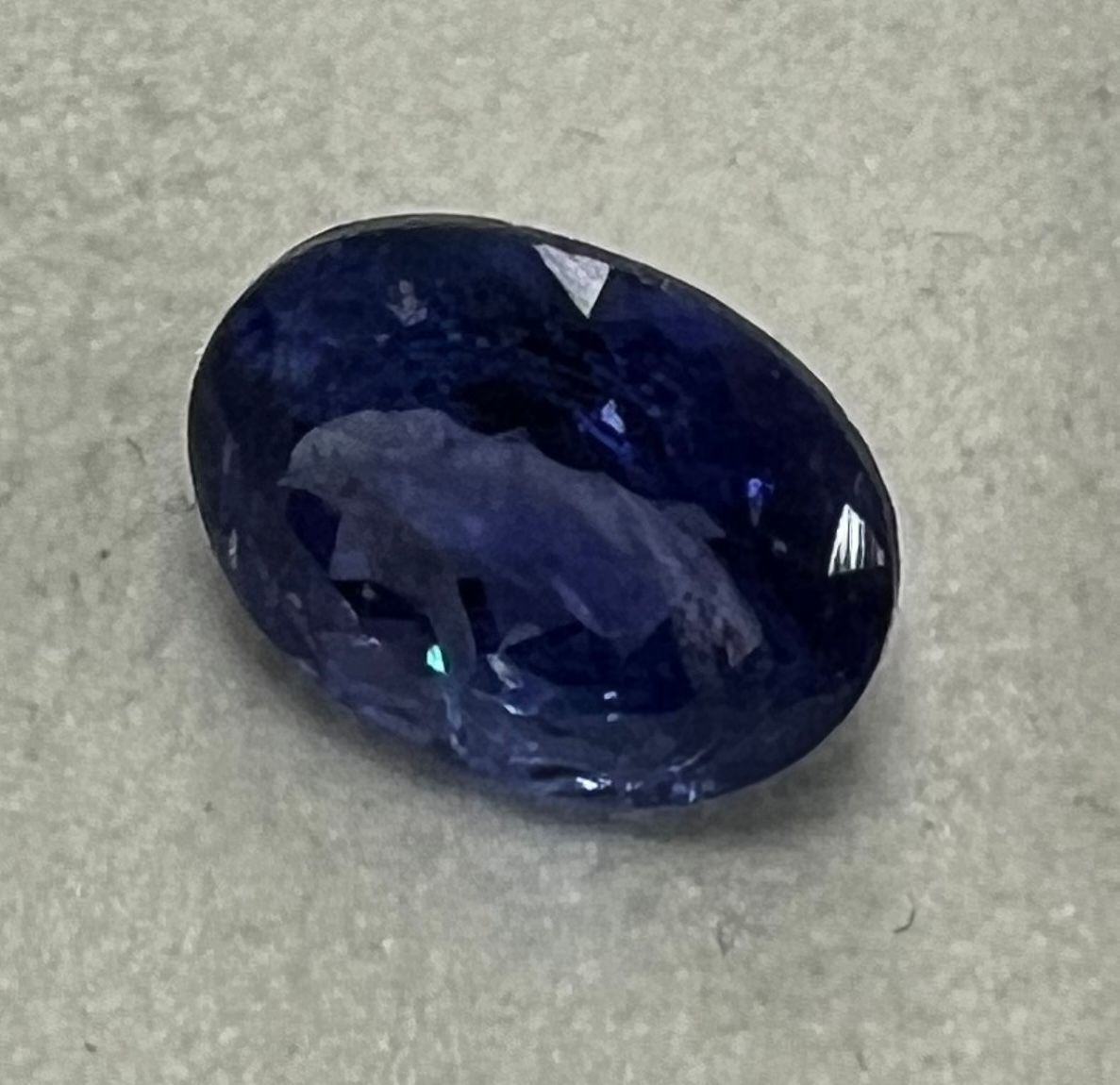 Tanzanite - Oval - 5.17 Ct.