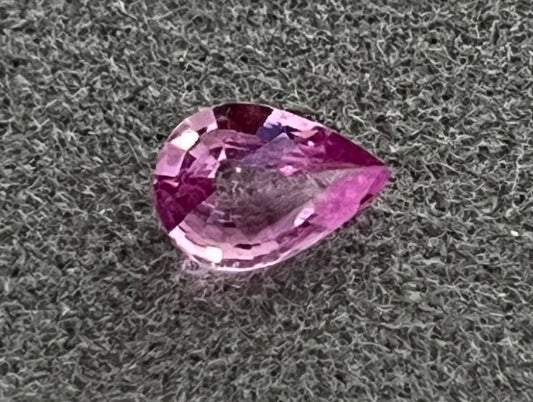 Sapphire - Pear - 0.56 Ct.