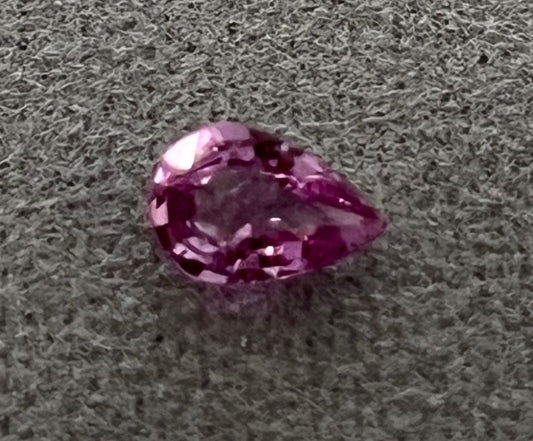 Sapphire - Pear - 0.69 Ct.