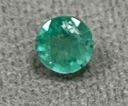 Emerald - Round - 0.44 Ct.