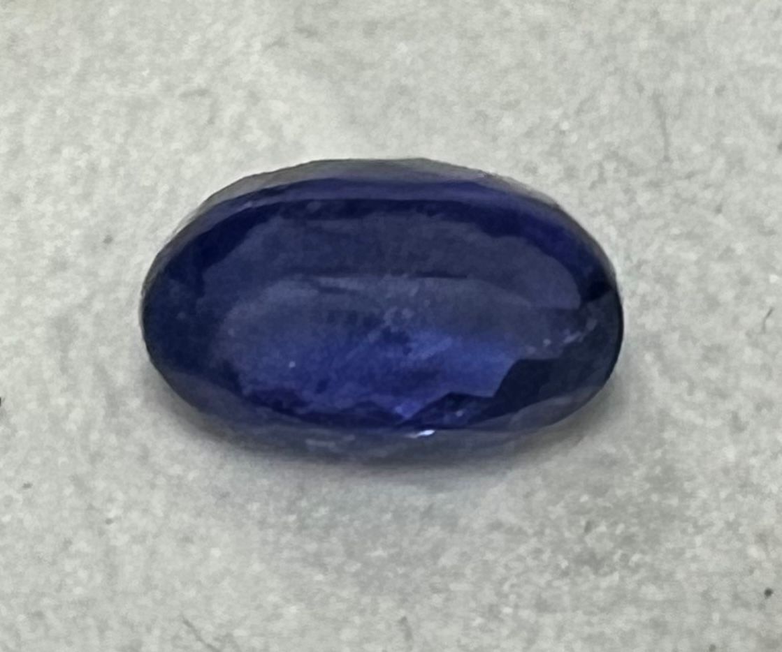 Tanzanite - Oval - 4.76 Ct.